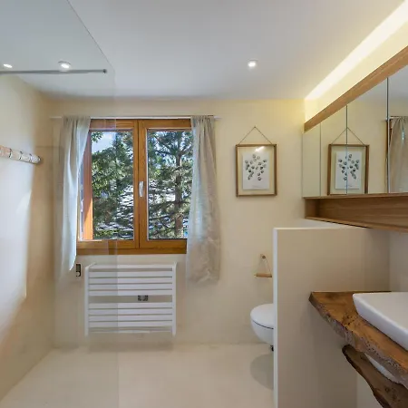 Chic, 6 Pers., Pieds Des Pistes 1850 - Fr-1-564-84 * Courchevel